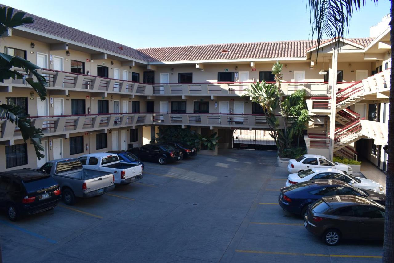 Hotel Frontiere Tijuana Buitenkant foto