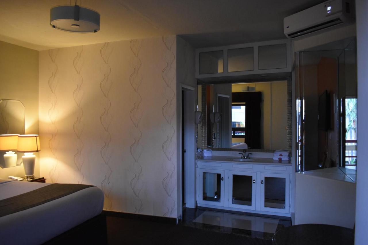 Hotel Frontiere Tijuana Buitenkant foto