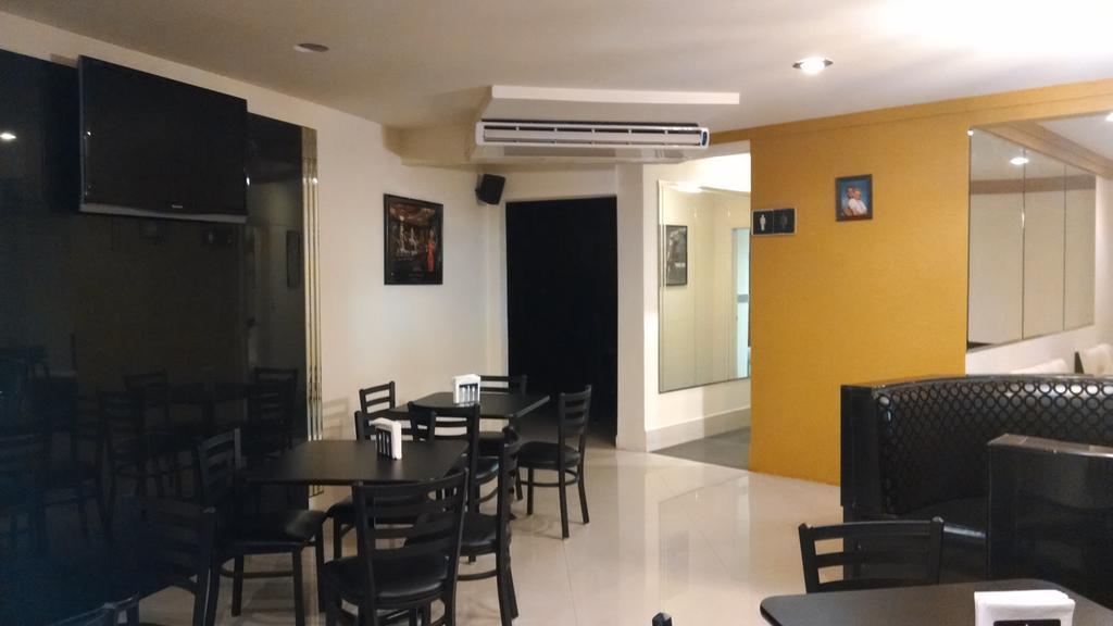 Hotel Frontiere Tijuana Buitenkant foto